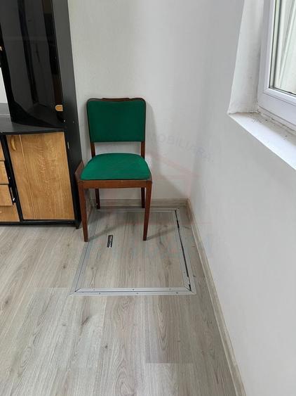 Garsonieră decomandată în Micro 19
