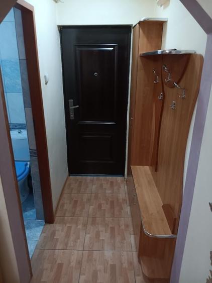 Garsonieră decomandată în Manolești
