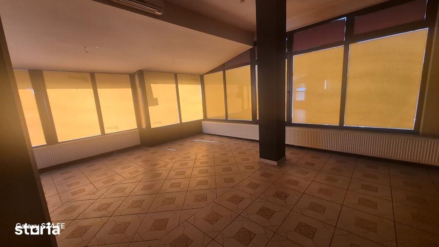 Spațiu comercial, de 130 mp, în Mărăței