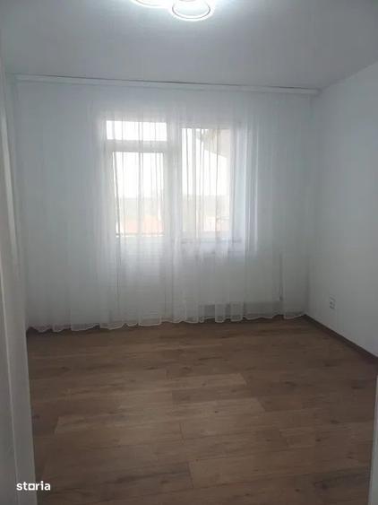 Apartament 2 camere decomandate etaj 1 Strand I - 4