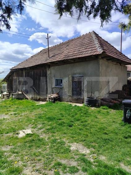 Casă individuală cu 2 camere cu Canalizare în Rediu