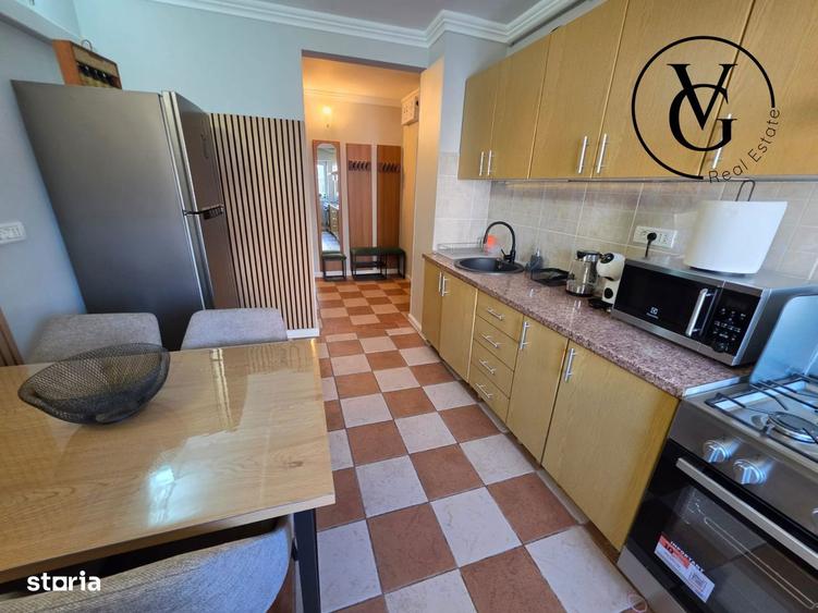 Apartament cu 3 camere decomandat, mobilat în Stadion