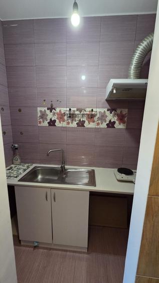Garsonieră semidecomandată în Nicolina