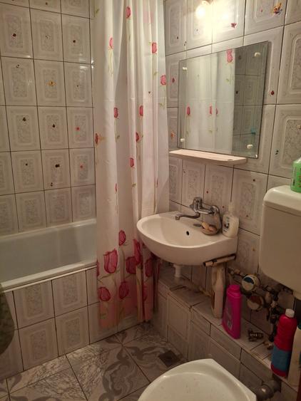 Apartament cu 2 camere decomandat în Crângași