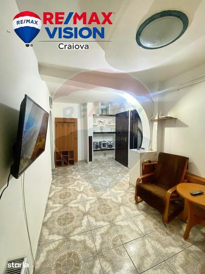 Apartament cu 2 camere de inchiriat in zona Rovine - 4