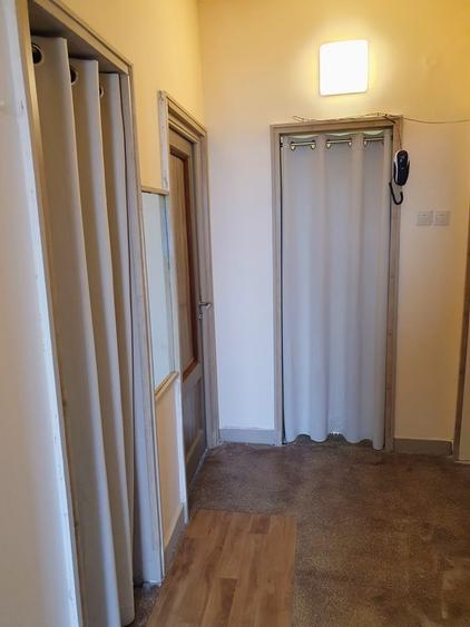 Apartament cu 2 camere decomandat în Victoriei