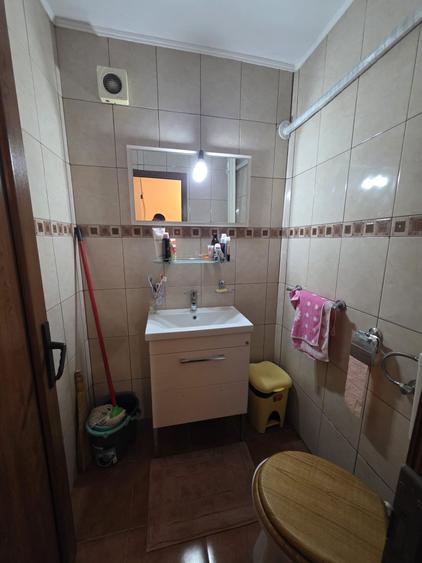 Apartament cu 3 camere decomandat în Tomis III