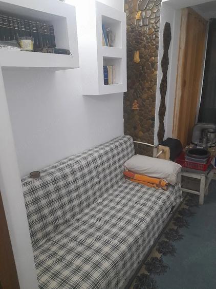 Garsonieră decomandată în Sud