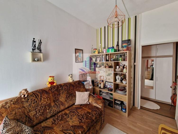 Apartament cu 2 camere decomandat în Central