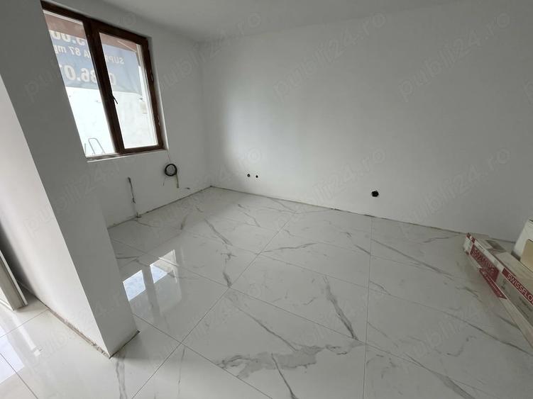 Casă cu 5 camere cu Teren 300 Mp în Chiajna