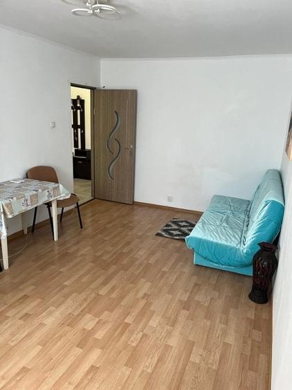 Apartament cu 2 camere decomandat, mobilat în Alexandru cel Bun