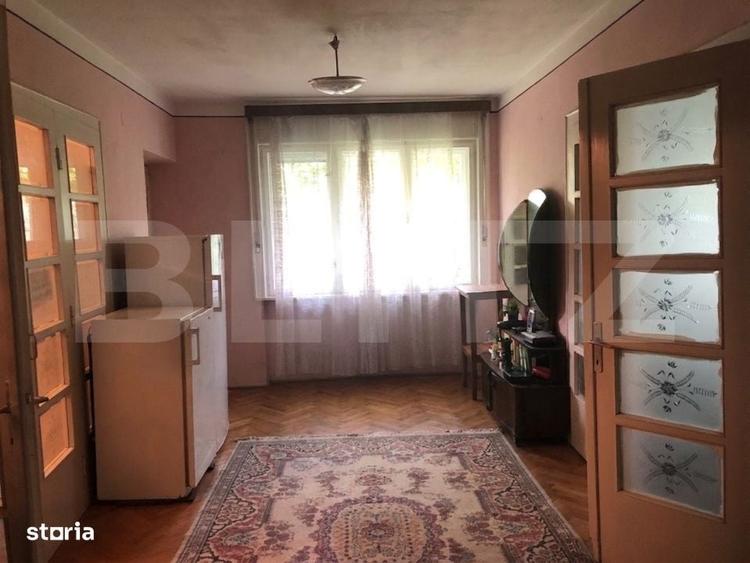 Casă cu 4 camere în Colțirea