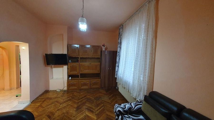 Garsonieră decomandată în Exterior Vest