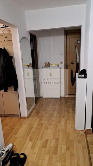 Apartament cu 3 camere decomandat, mobilat în Mărăști