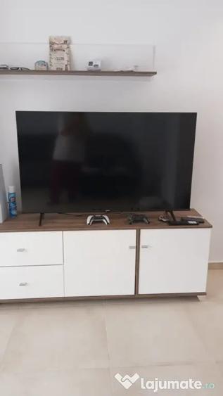 Apartament cu 3 camere decomandat, mobilat în Titan