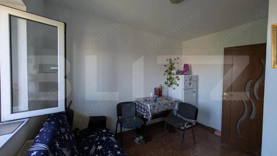Apartament cu 2 camere semidecomandat, mobilat în Micro 9