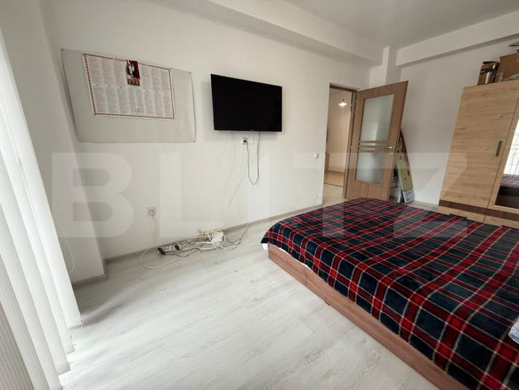 Apartament 2 camere, parcare, zona Terra - 1
