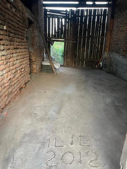 Casă cu 4 camere cu Teren 449 Mp în Cut