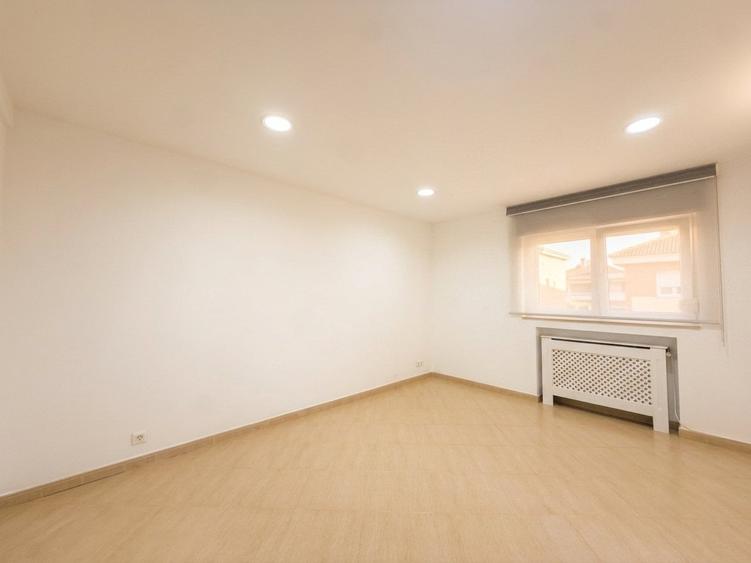 Apartament cu 3 camere decomandat în Eminescu