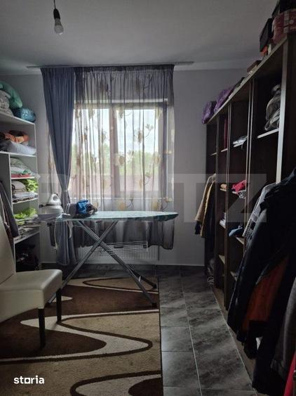 Casă cu 4 camere cu Teren 1399 Mp în Luna