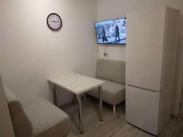 Apartament cu 2 camere decomandat în Virtuții