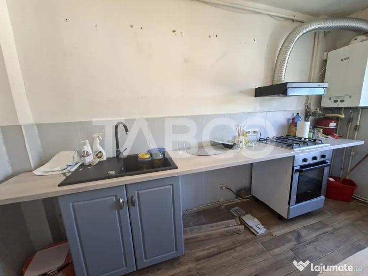 Apartament cu 2 camere decomandat în Ștrand
