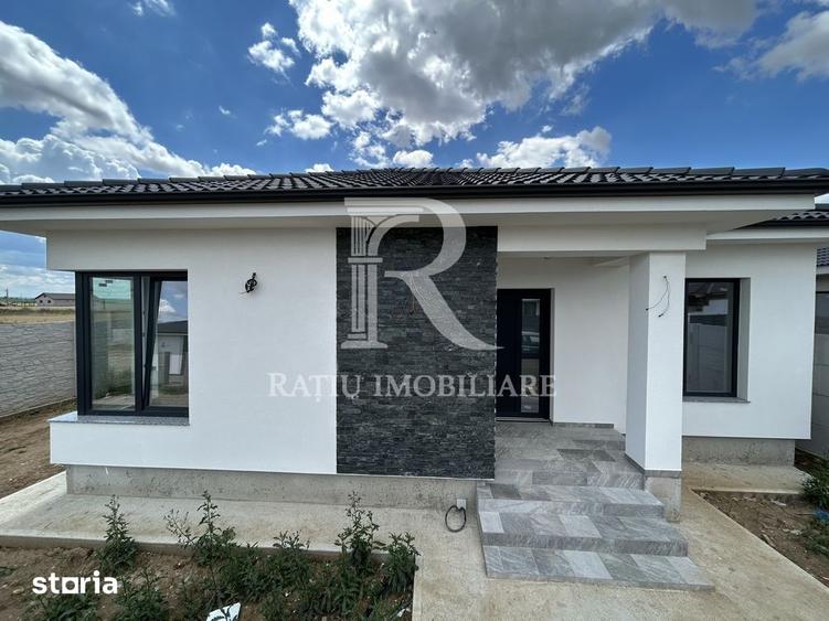 Casă cu 4 camere cu Teren 500 Mp în Sântandrei