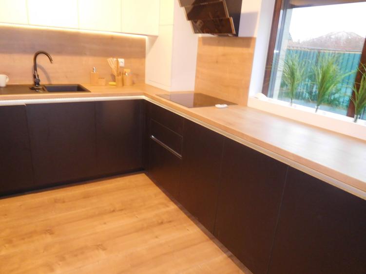 Duplex cu 4 camere cu Canalizare în Borhanci