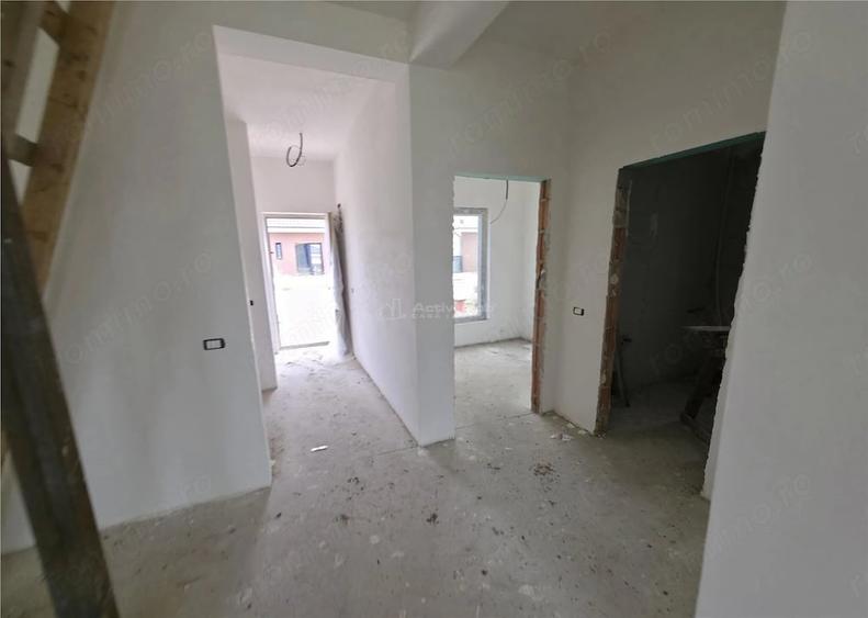 Casa individuala - Tunari - P + M - 5 camere - 2 bai - 165mp - 350mp teren - 16