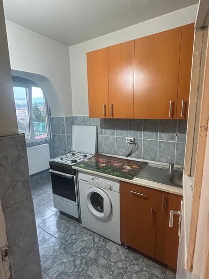 Garsonieră decomandată în Central
