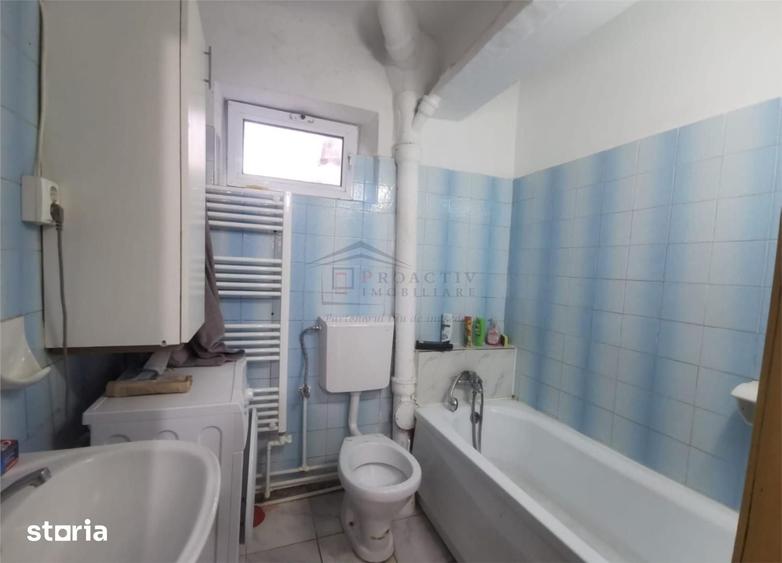 Apartament cu 2 camere nedecomandat în Central