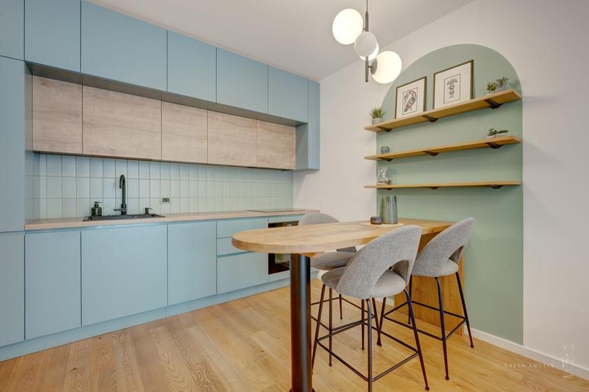 Apartament cu 2 camere semidecomandat în Victoriei
