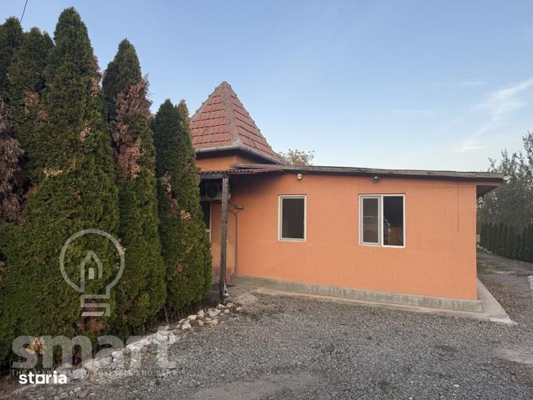 Casă cu 4 camere decomandat în Luna