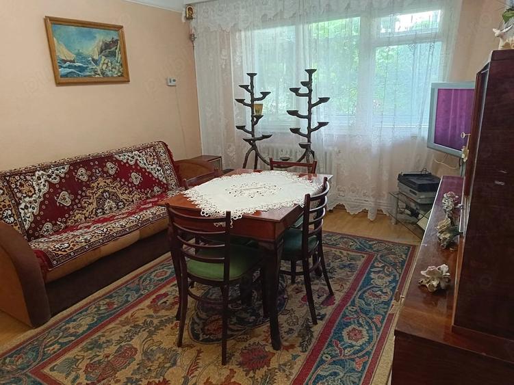 Apartament cu 3 camere semidecomandat în Zimbru