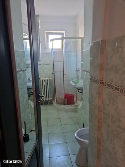 Apartament cu 2 camere nedecomandat în Central