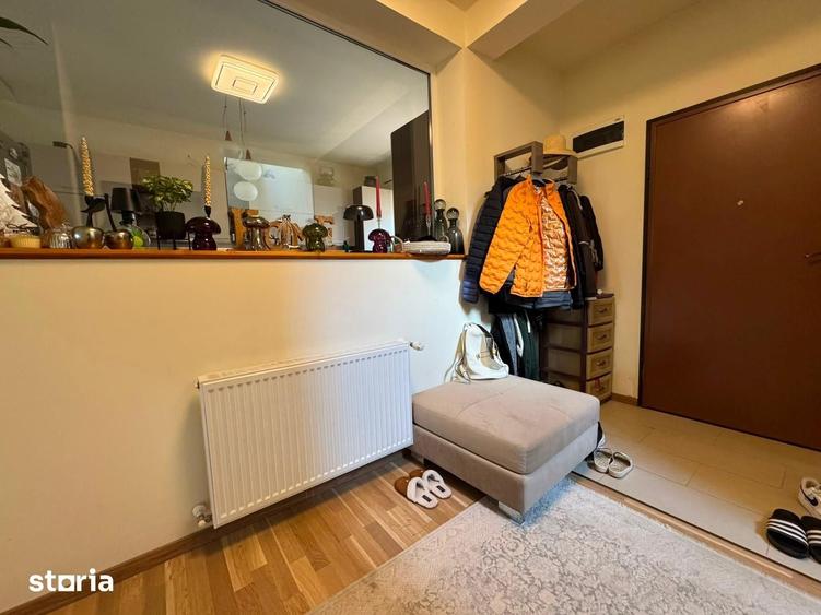 Casă cu 4 camere cu Teren 300 Mp în Glina