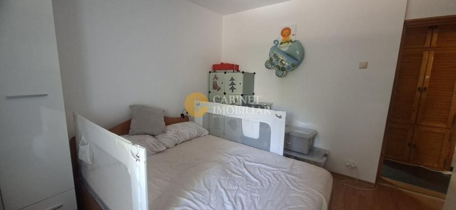 Apartament cu 2 camere decomandat, mobilat în Tomești