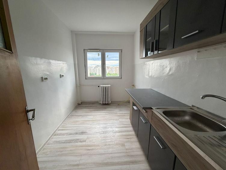 Apartament cu 2 camere decomandat în Colentina