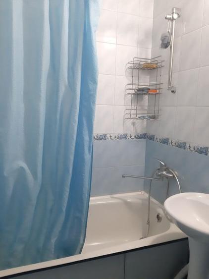 Inchiriez un apartament cu 1 camera in zona Semi-Centrala - 2