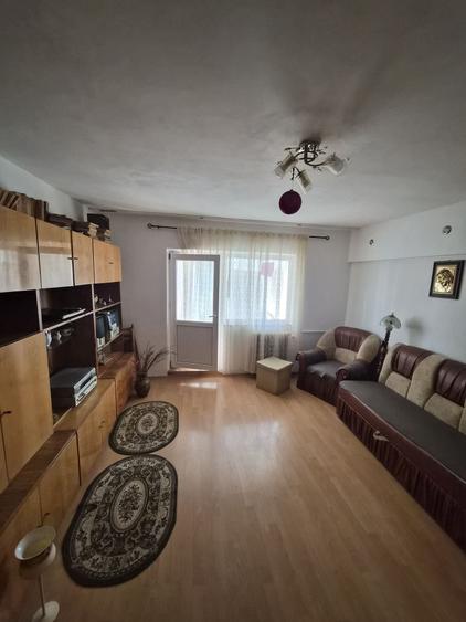 Apartament cu 2 camere semidecomandat în Nord-Vest