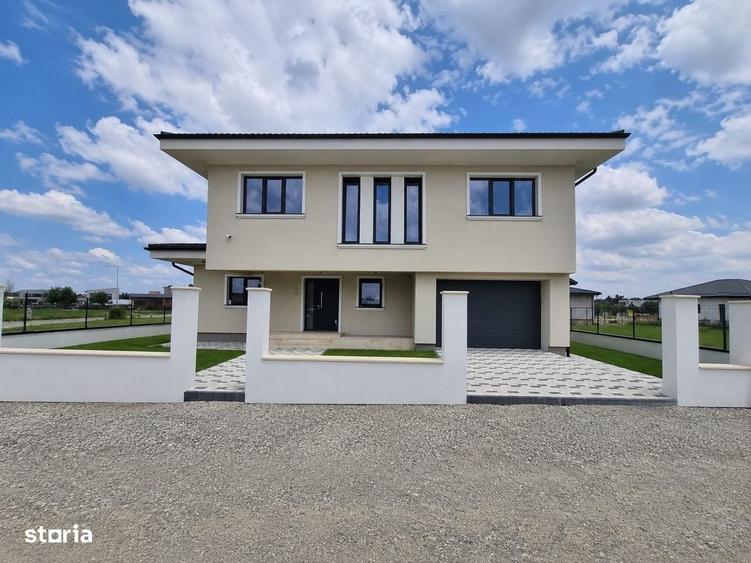 Casă cu 4 camere în Gulia