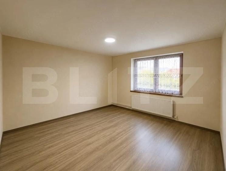 Casă cu 3 camere cu Teren 989 Mp în Bejan