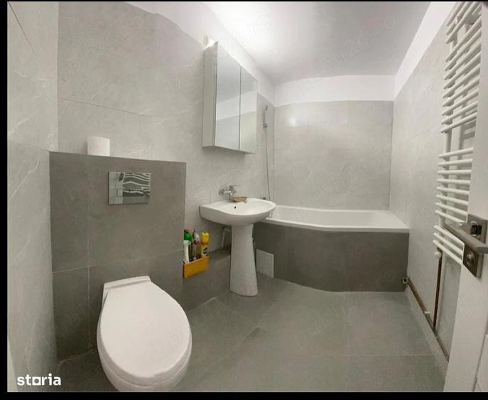 Apartament cu 2 camere decomandat în Aviației