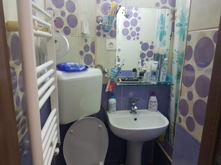 Apartament cu 2 camere semidecomandat în Basarabia