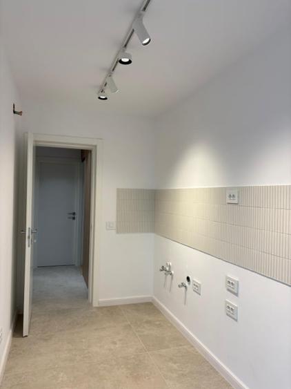 Casă individuală cu 4 camere cu Canalizare în Moșilor