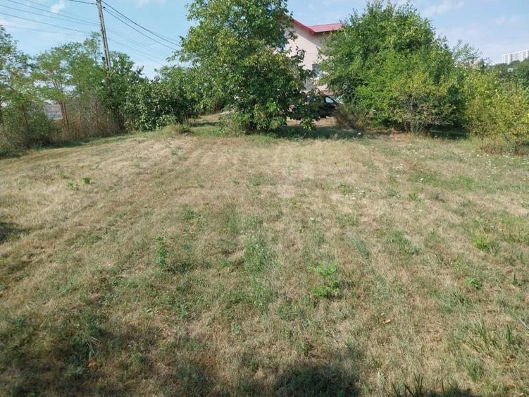 Casă individuală cu 5 camere cu Canalizare în Copou