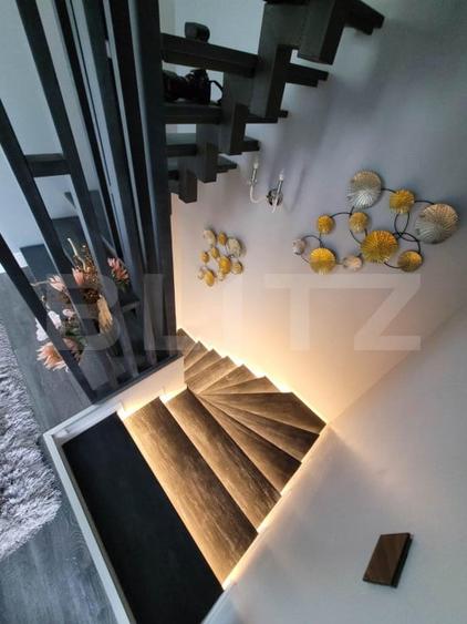 Casă individuală cu 4 camere cu Teren 350 Mp în Dâmbul Rotund