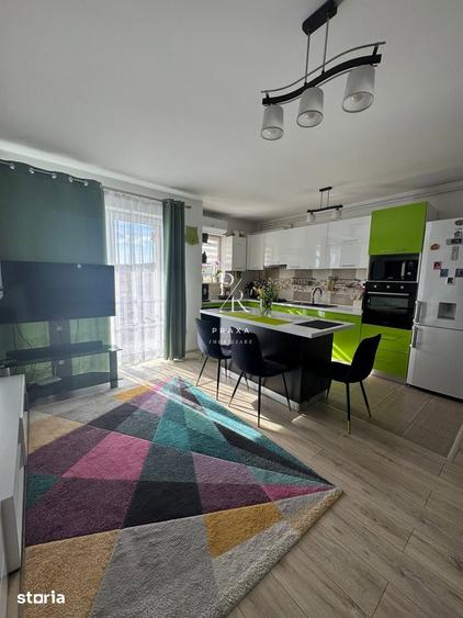 Apartament cu 3 camere semidecomandat în Florești