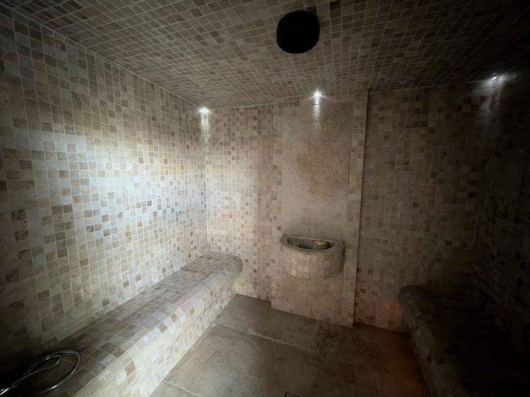 Casă individuală cu 5 camere cu Canalizare în Dumbrăvița