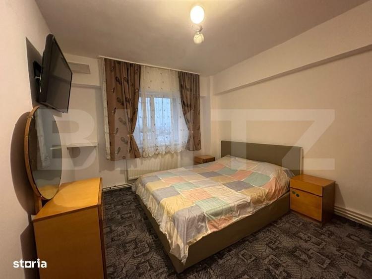 Apartament cu 3 camere decomandat în Batiz